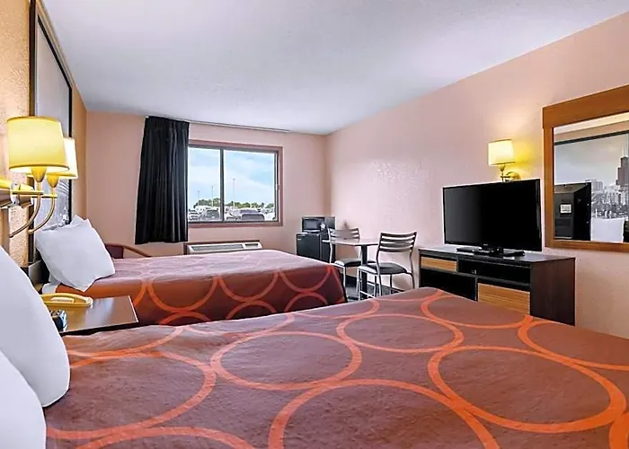 Hotel Super 8 By Wyndham Bourbonnais/kankakee Area 2*