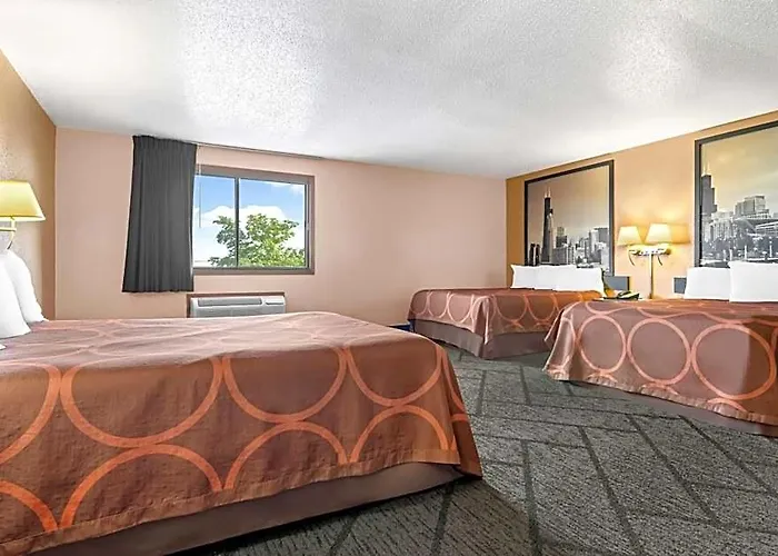 Hotel Super 8 By Wyndham Bourbonnais/kankakee Area