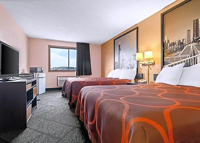Super 8 By Wyndham Bourbonnais/kankakee Area Hotel