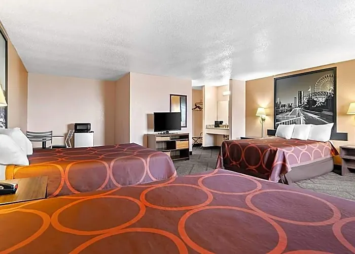 Hotel Super 8 By Wyndham Bourbonnais/kankakee Area 2*