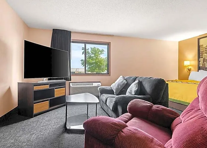 Hotel Super 8 By Wyndham Bourbonnais/kankakee Area Bourbonnais