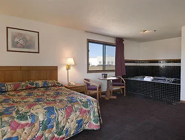 Hotel Super 8 By Wyndham Bourbonnais/kankakee Area 2*